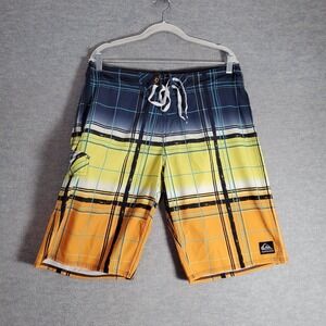 Quiksilver Men Swimwear 34 Yellow Plaid Board Short Outdoor Beach Surf Pockets